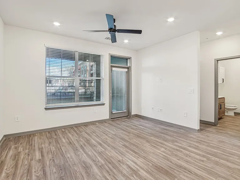 The Maddox Luxury Apartments — Photo 67