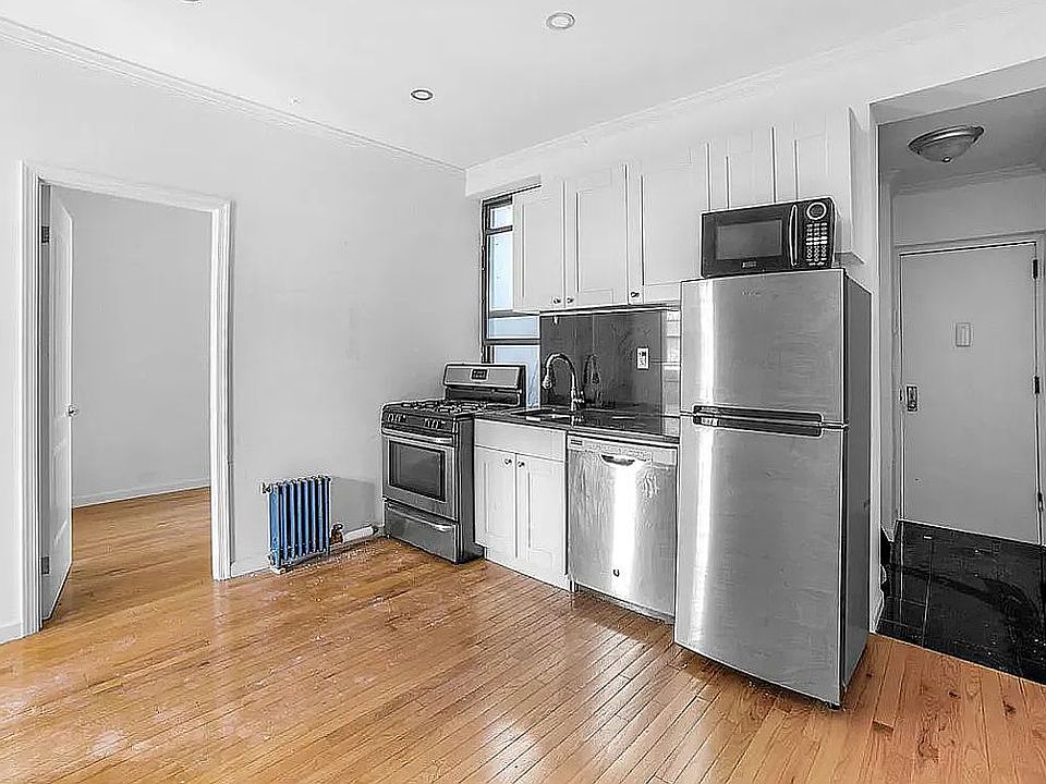 1st image of 133 Avenue D