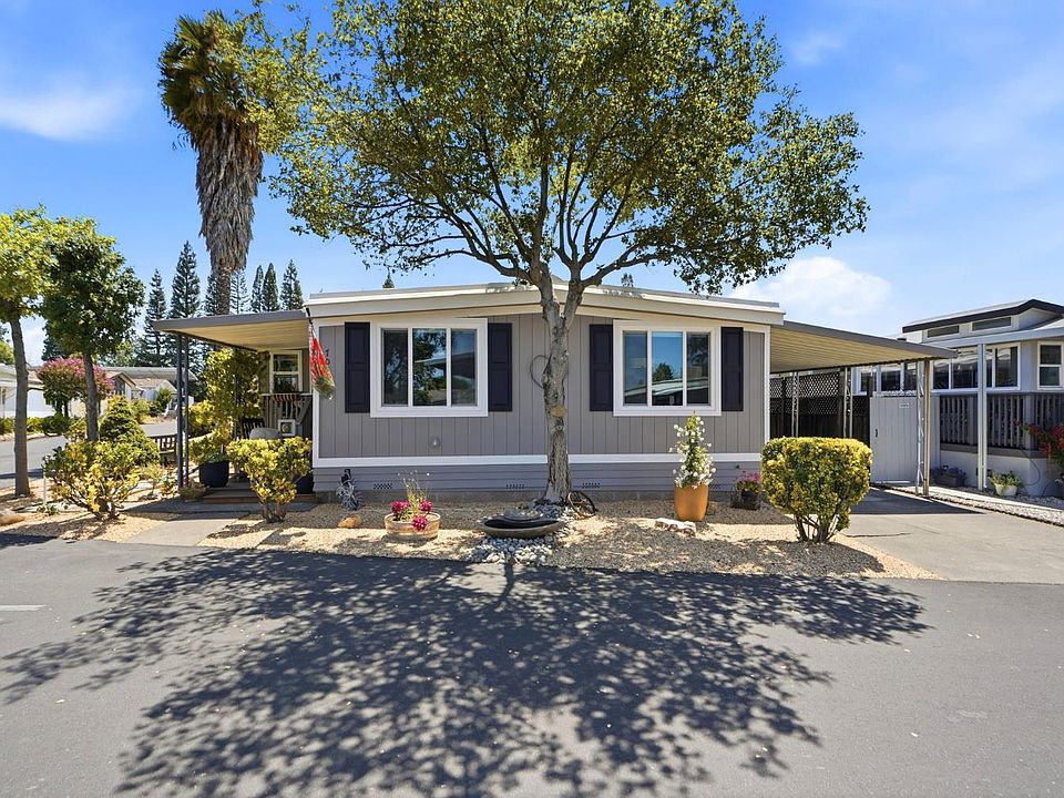 1st image of 703 Sequoia Street