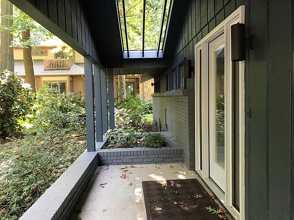 3rd image of 77329 Pinewood Ln