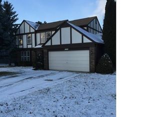 475 Whitney Dr, Rochester Hills, MI 48307