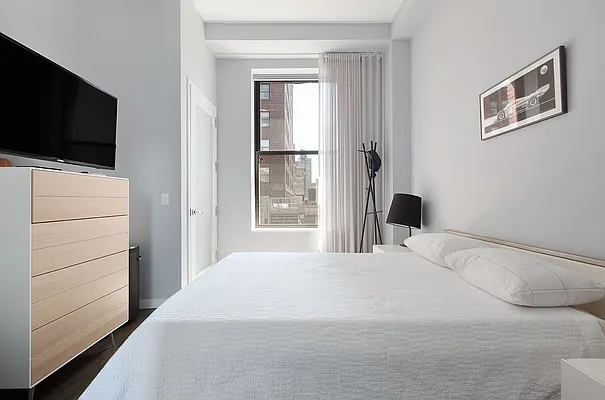 Rented by Compass | media 29