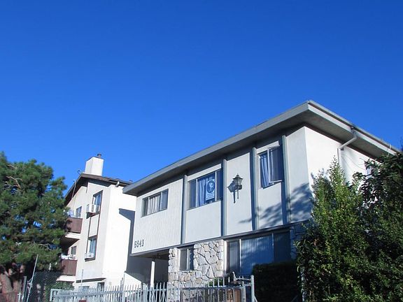 3rd image of 5843 Willoughby Ave