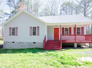 1276 S Waterside Dr, Lanexa, VA 23089