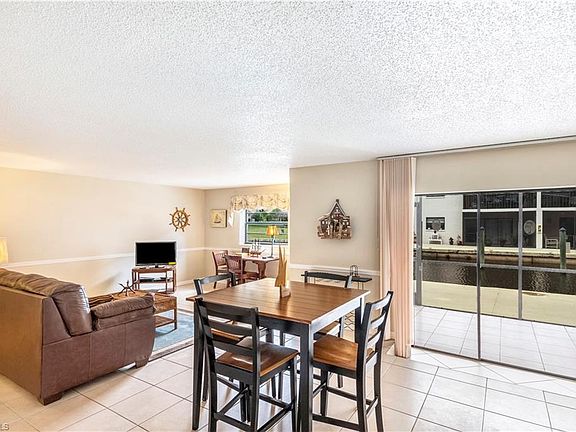 5th image of 9395 Pennsylvania Ave APT 22
