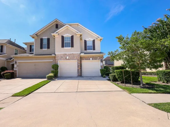 16021 Summerville Lake Dr, Tomball, TX 77377