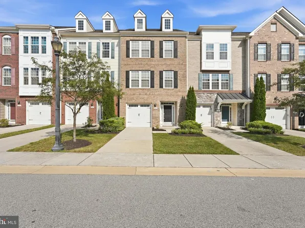 4821 Six Forks Dr, Upper Marlboro, MD 20772