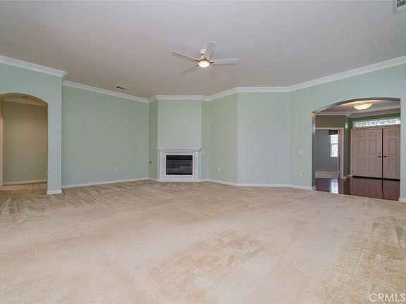 4th image of 565 Pooley Dr