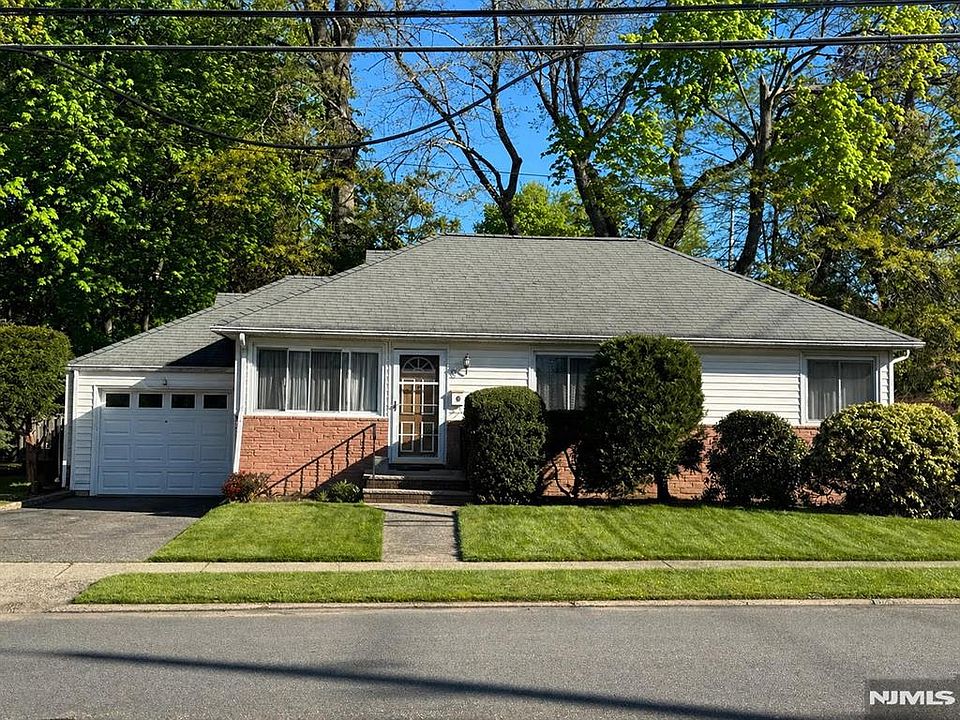 1st image of 8 Cornwall Rd