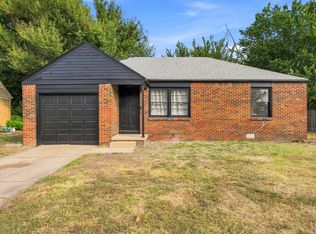 1639 N Kenmar Dr, Wichita, KS 67208