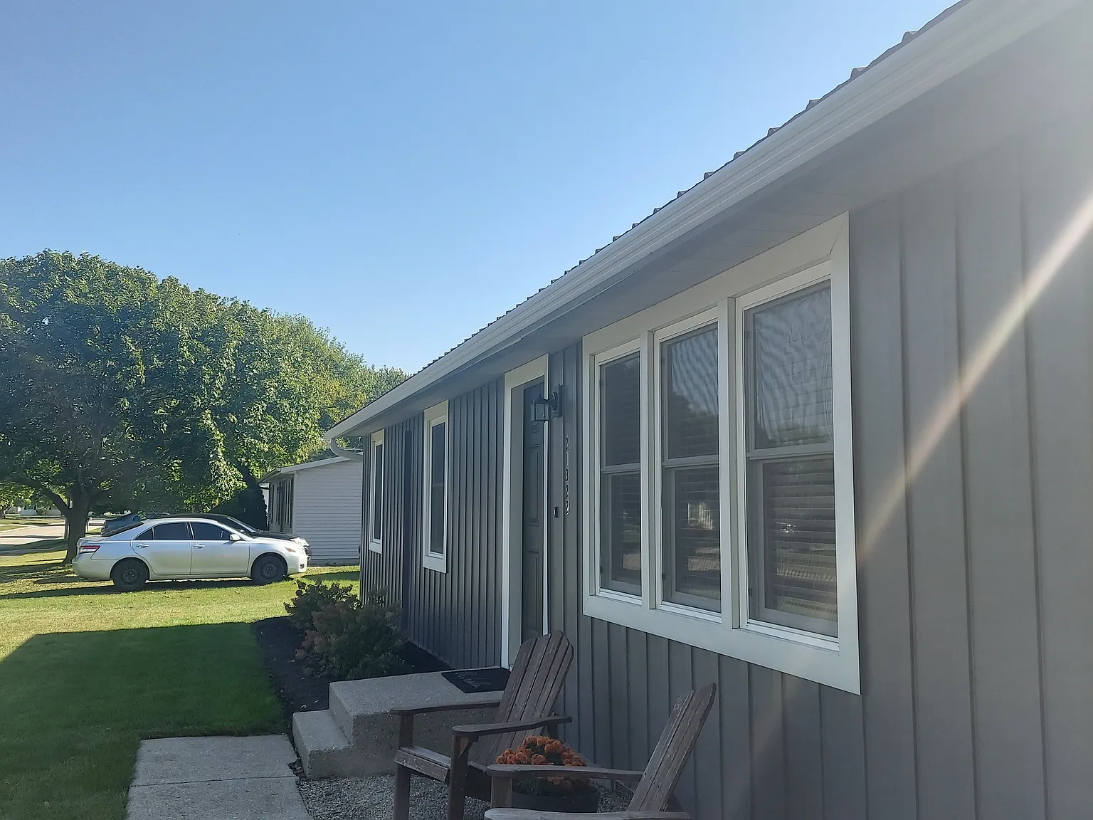 2 bed, 1056 sqft, $2,400 — Photo 3