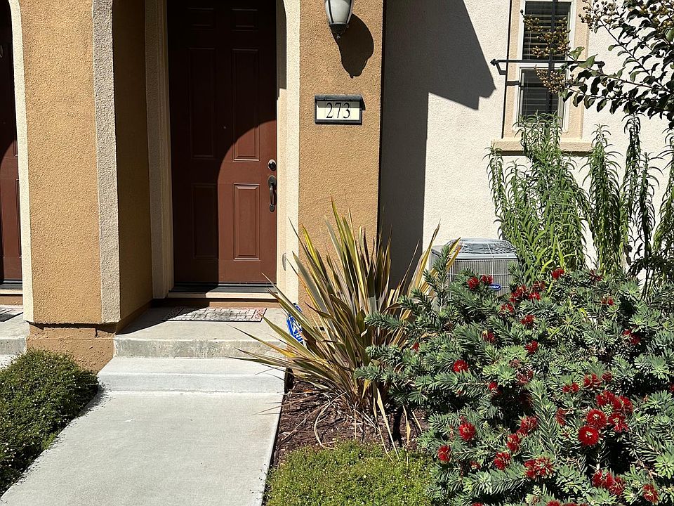 1st image of 273 Montalcino Cir