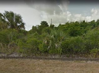 590 Oldenberg St SW, Palm Bay, FL 32908