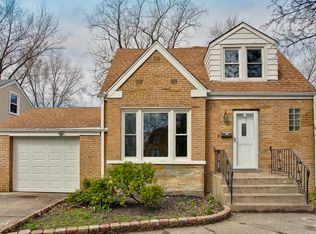 7240 N Kilpatrick Ave, Lincolnwood, IL 60712