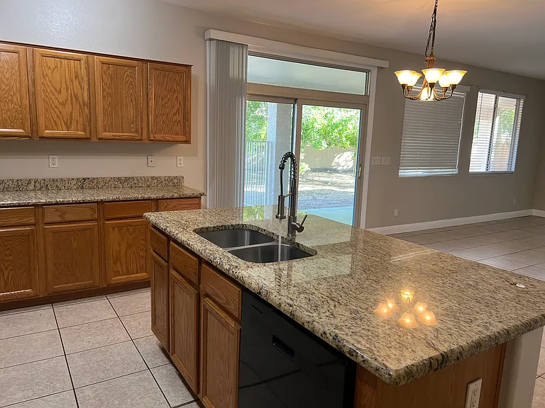 14533 W Verde Ln — Photo 6