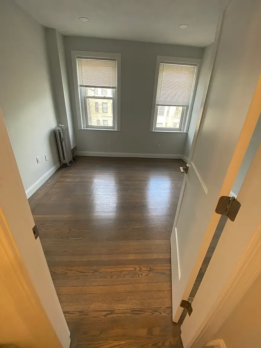 1 bed, 550 sqft, $3,000 — Photo 3