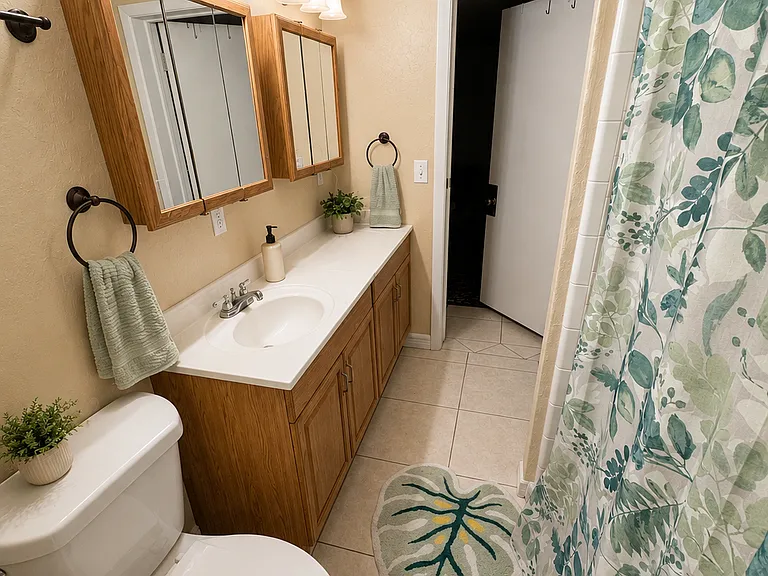2619 NW 4th Ave — Photo 4