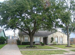 9034 Sandstone St, Houston, TX 77036