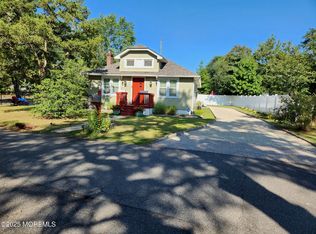 502 Godfrey Lake Dr, Brick, NJ 08724