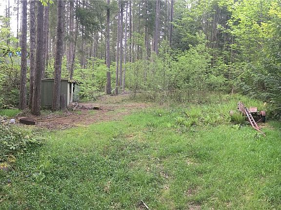 2nd image of 20 N Park Creek Pl