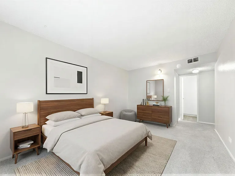 Falcon Run Apartments — Photo 40