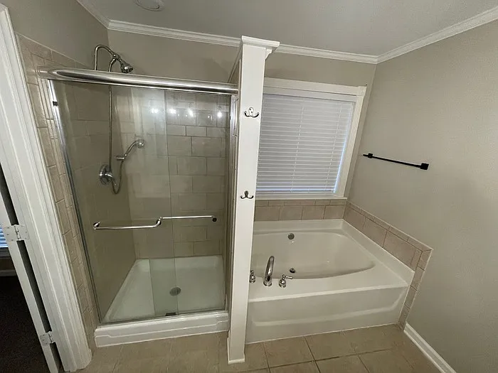 8307 Belstead Brook Ct — Photo 24