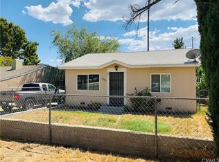 1098 W Nicolet St, Banning, CA 92220