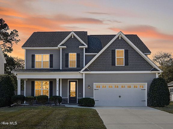 2nd image of 479 W Craftsman Way