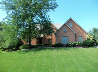 1221 Bull Valley Dr, Woodstock, IL 60098
