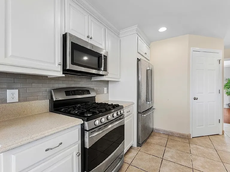 31 Cottonwood Dr — Photo 18