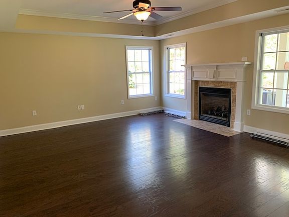 3rd image of 7305 Wood Creek Ct SE