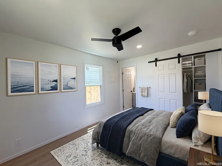 219 S G St — Photo 11