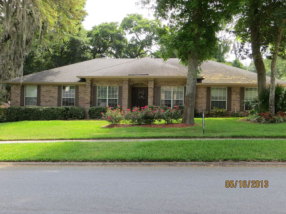 1st image of 3673 Manor Oaks Dr