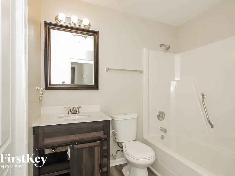 712 Pennwood Ln — Photo 13