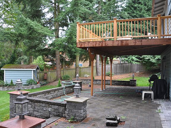 Outdoor Entertainment Space