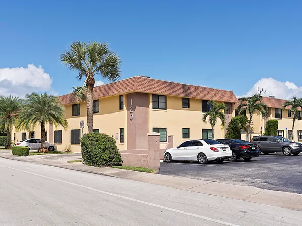120 S M St N, Lake Worth, FL