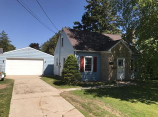 3717 Tannery Rd, Two Rivers, WI 54241