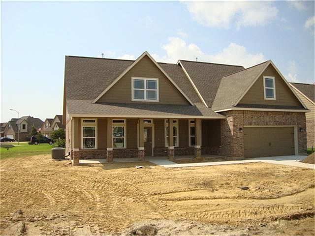 1st image of 14030 Hawthorne Cir