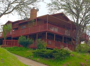17480 Meadow View Dr, Hidden Valley Lake, CA
