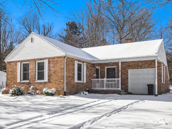 2 Grand Ave, Niles, MI 49120