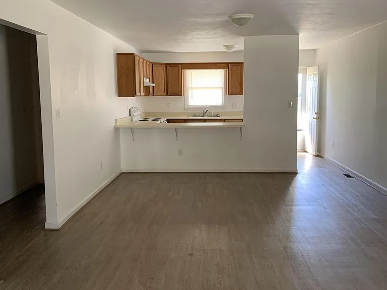 21800 Old Wire Rd #A — Photo 2