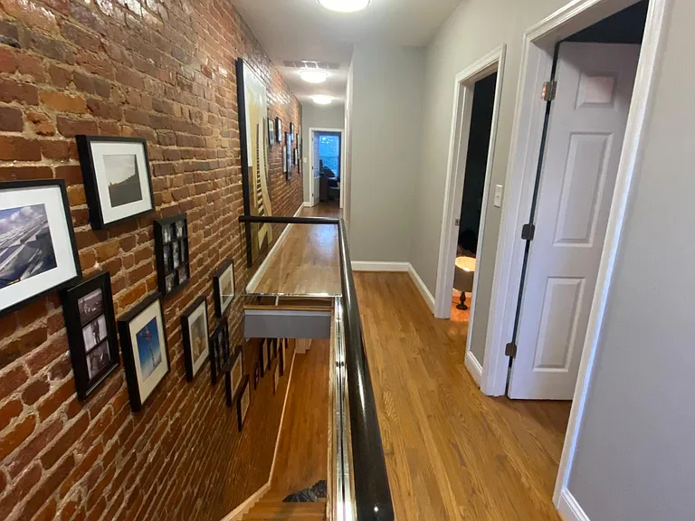 510 E St NE #A — Photo 19