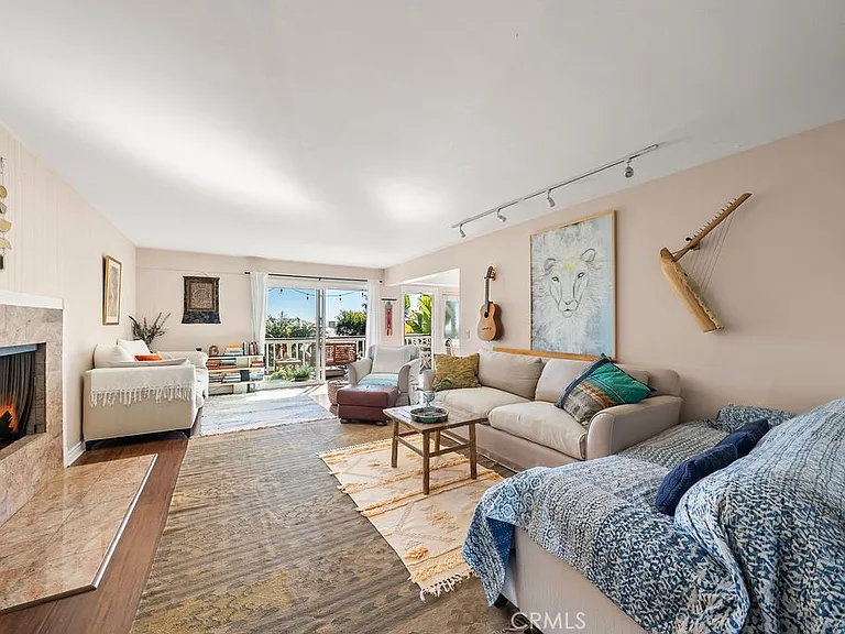128 Crescent Bay Dr — Photo 5