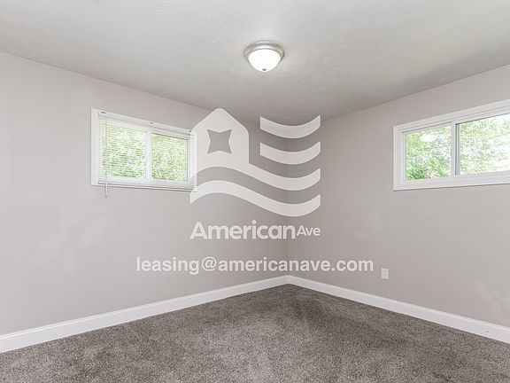 3rd image of 3813 Palmerston Ave