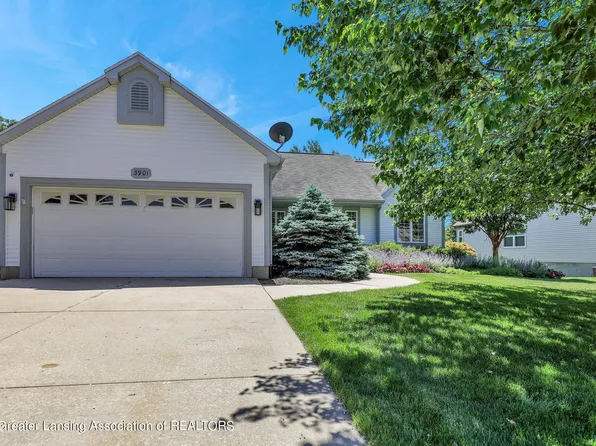 3901 Acorn Cir, Holt, MI 48842
