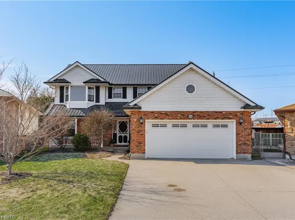 38 Glen Abbey Ct, Woodstock, ON N4S 8S9