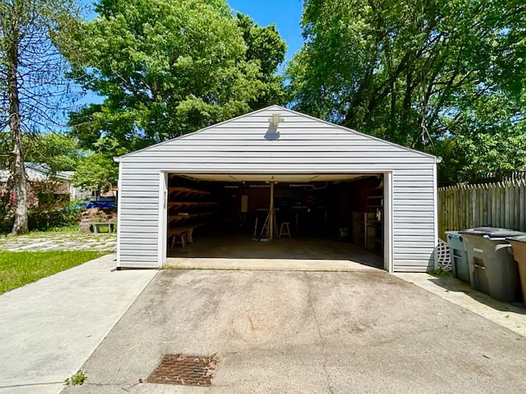 1010 Kennon Ct — Photo 36