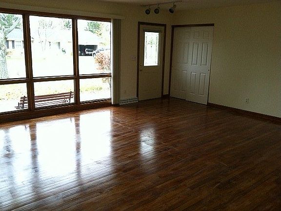 5th image of 111 Eastland Dr