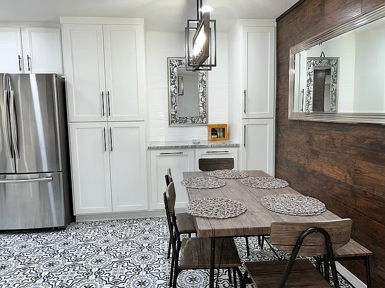 4003 Vanette Ln — Photo 3