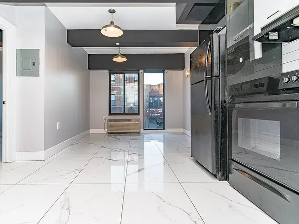 141 Utica Avenue image 1 of 9